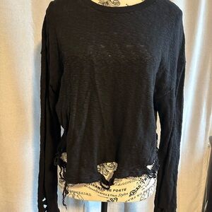 Style Rack Black Long Sleeve Tee for Everyday Wear